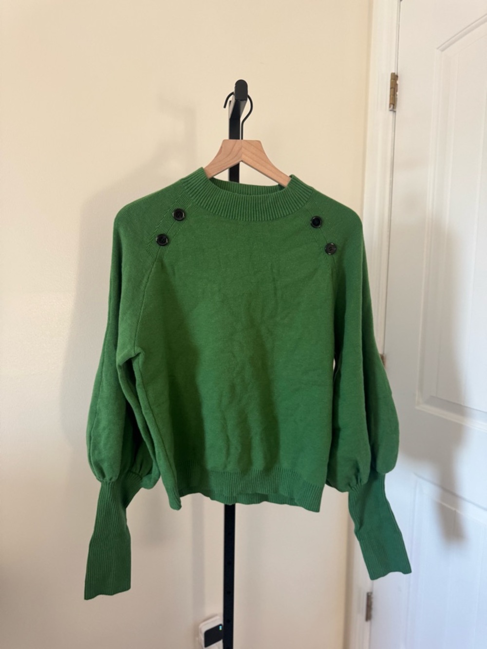 Green Button-Shoulder Balloon Sleeve Crewneck Sweater
